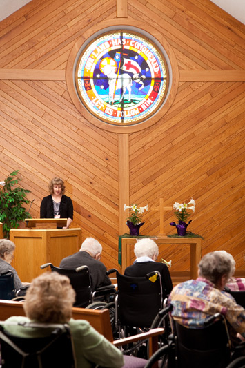 Auburn Campus Chaska Chapel interior